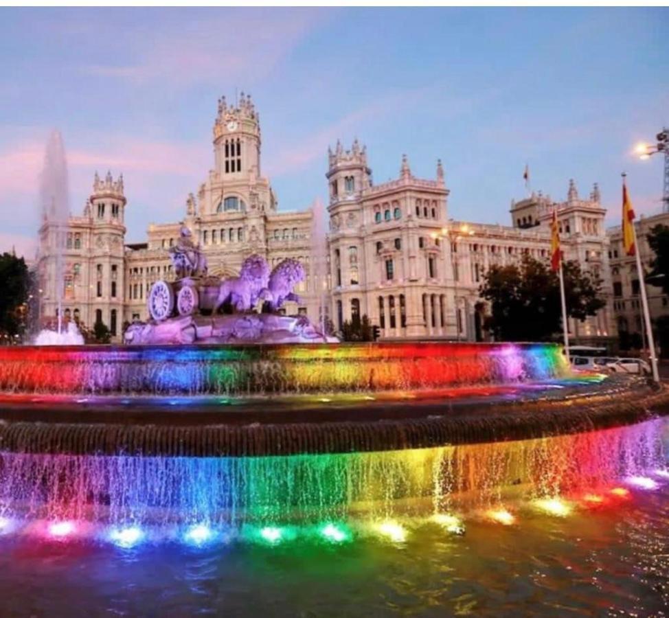 De Madrid A La Luna Luaran gambar